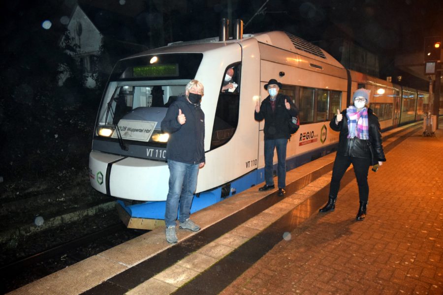 Ankunft der ersten S28 in Wuppertal-Vohwinkel